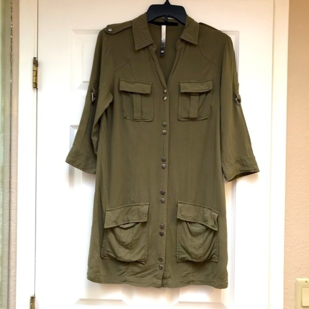 Kenzie Olive Green 3/4 Length Sleeve Snap Front Dress-Size M
